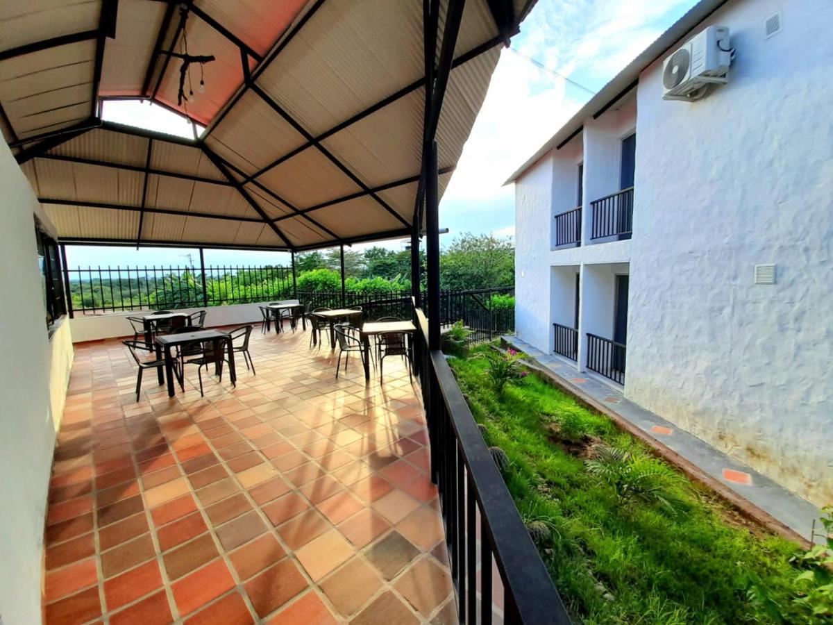 Cosmos Tatacoa Hotel Villavieja Buitenkant foto